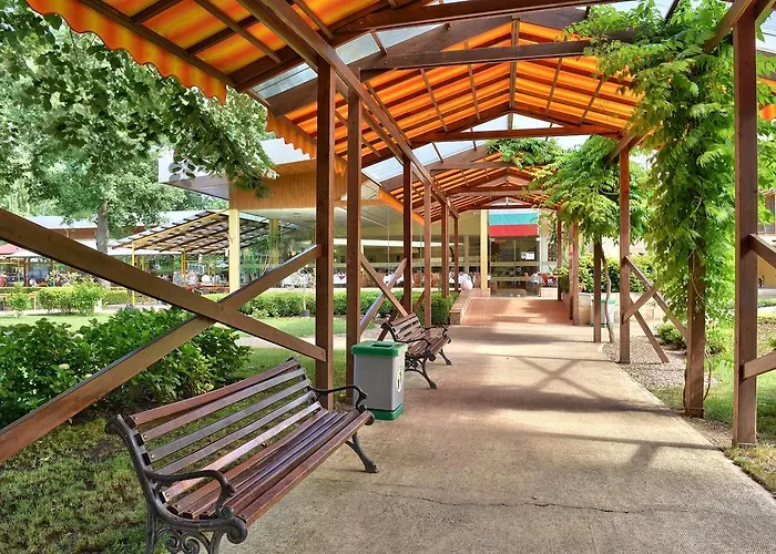 Les Magnolias Szálloda Primorszko